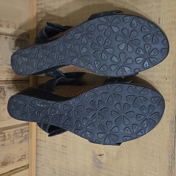 Aetrex Arielle Wedge Leather Sandals Black Size 7.5-8 - Picture 9 of 10